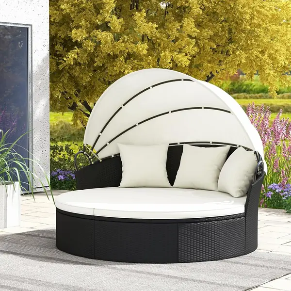 Sonneninsel Liegeinsel mit Kissens
